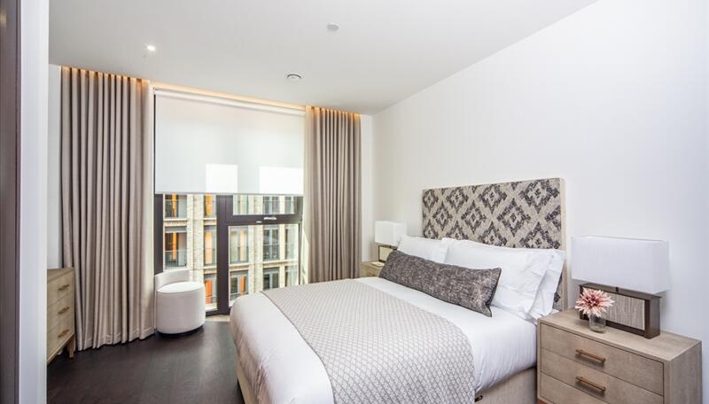 4 Thornes House, 6-8 Charles Clowes Walk, London